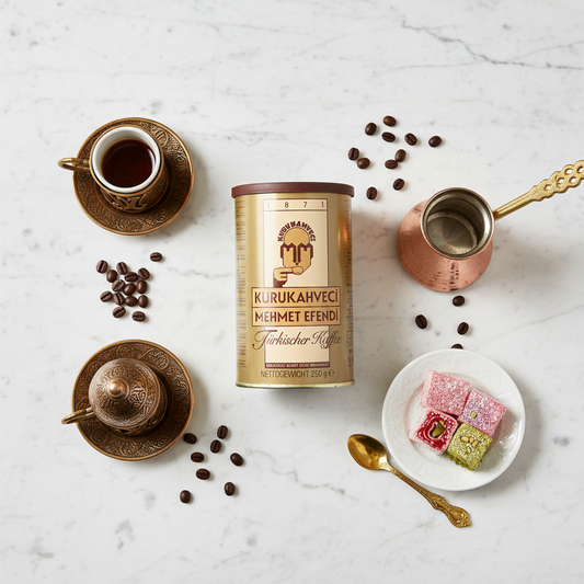 Kurukahveci Mehmet Efendi 250g üstten görünüm Türk kahvesi aksesuarları ile